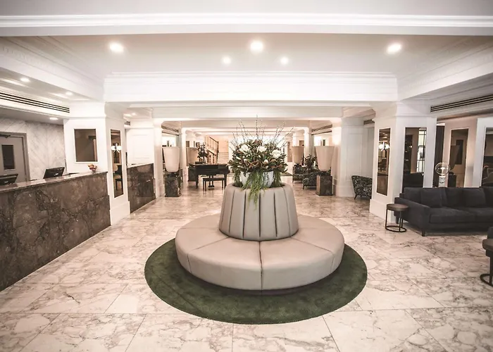 Luxury hotel only: The Savoy Hotel On Little Collins Melbourne