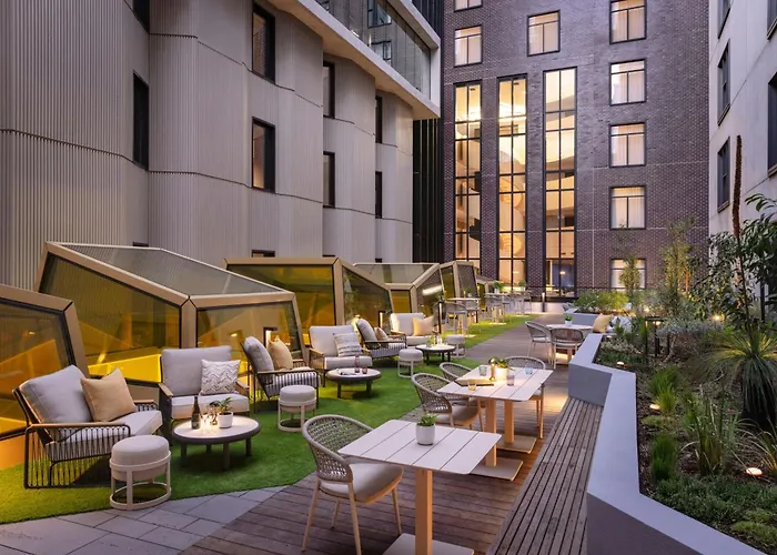 Hotel Indigo Melbourne Little Collins